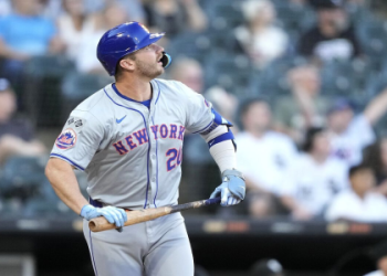 Checking Anthony Rizzo Salary: Find Out His Net Worth and Earnings.