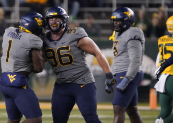 Get the 2023 WVU Football Depth Chart: Complete Offensive and Defensive Lineups here!