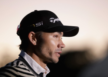 Camillo Villegas: A Look at His Career Highlights and Achievements on the Tour.