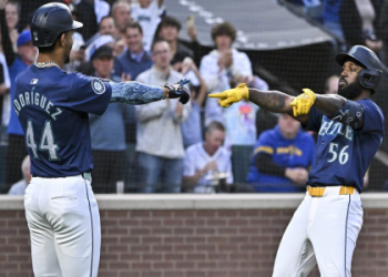 Who is randy arozarena wife (All about their relationship)